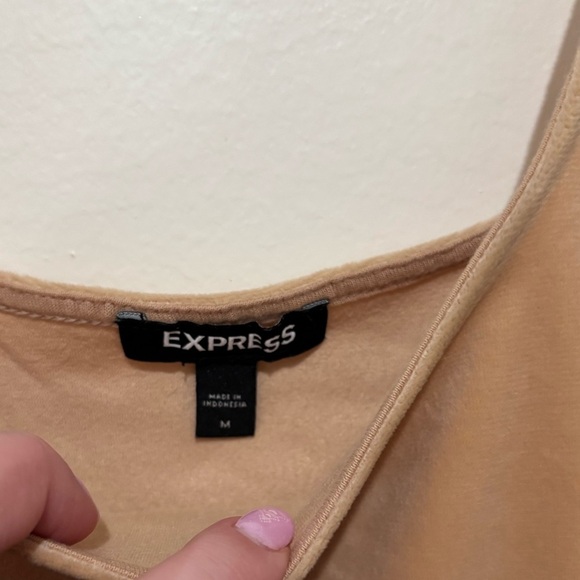 Express Top size medium beige - Picture 3 of 4